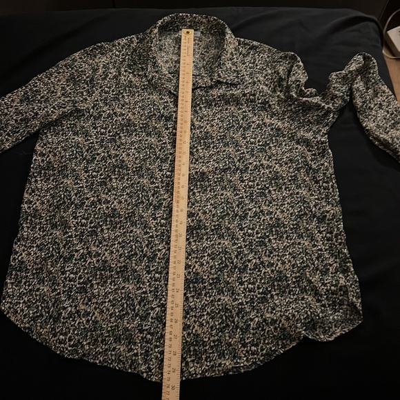 FLORAL & IVORY BOTTON DOWN SHIRT SZ LG - Picture 6 of 7